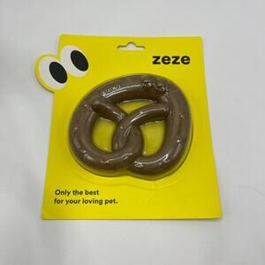 Zeze Pretzel Dog Chew Toy | Durable Pine Wood Dental Chew For Dogs